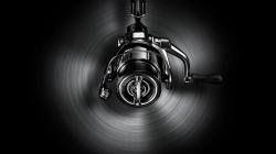  Shimano Vanquish FC Spinning 4000 M-HG  VQ4000MHGC